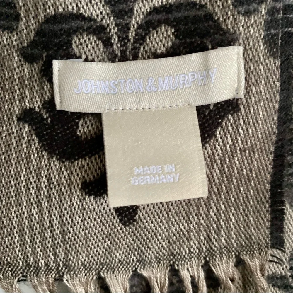 Johnston & Murphy Reversible Scarf
